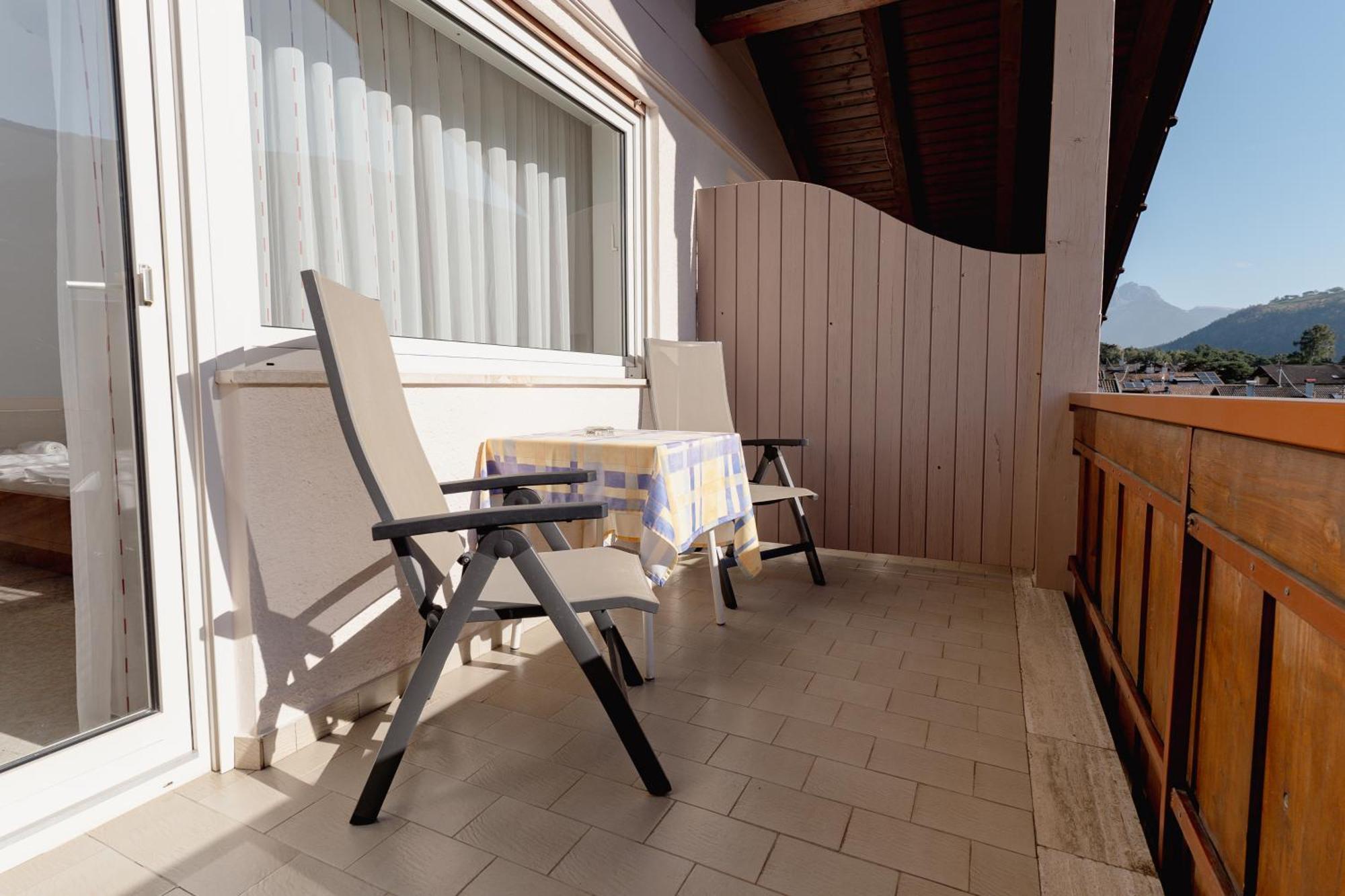 Lahn Guest house